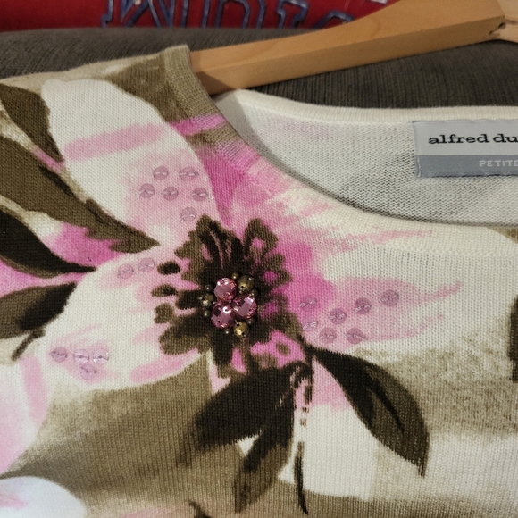 Alfred Dunner Abstract Floral Women's Top - Picture 3 of 4